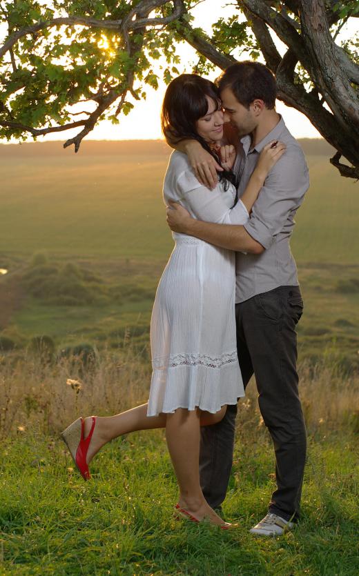 To ensure safety, first dates are best during the day in places where others are around.